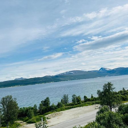 Apartment In Tromso With Sea And Mountain View Ngoại thất bức ảnh